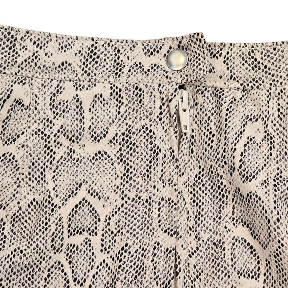 Free People Midnight Magic Snake Print Zip Mini Skirt Ladies Size 8 (M) Stretchy - Picture 7 of 13